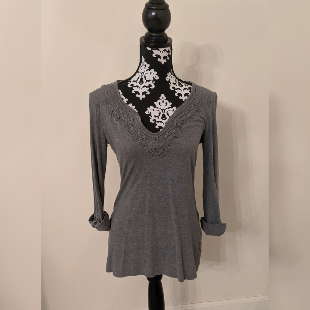 5/$25 Banana Republic long sleeve top
